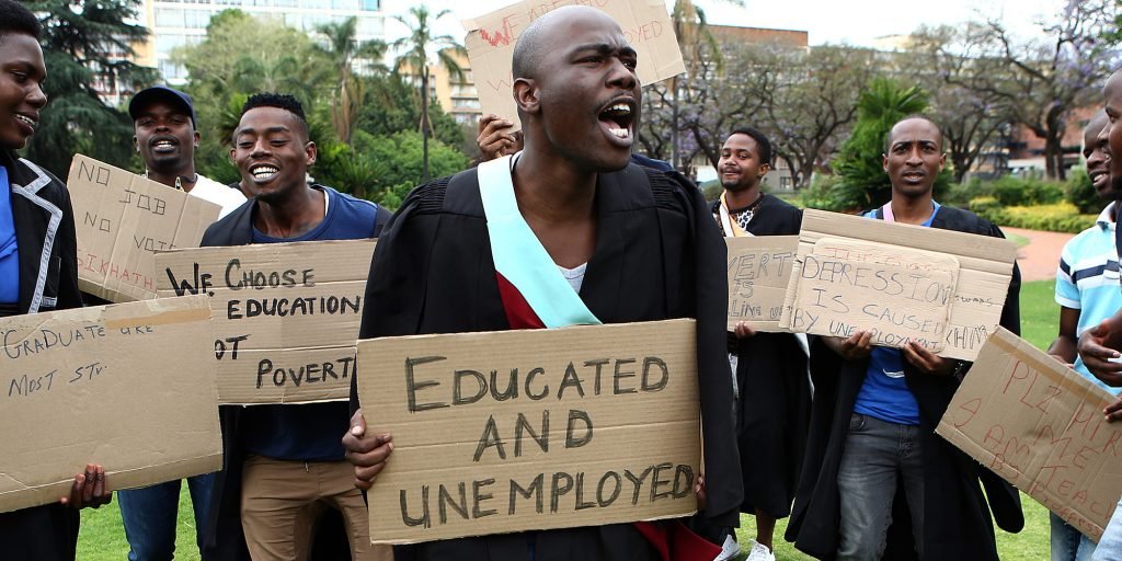 graduates protesting job scarcity